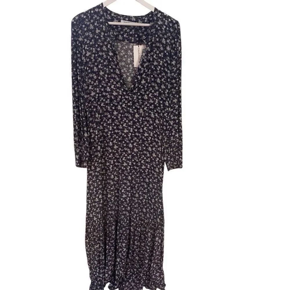 Calvin Klein NWT dress long floral blue long sleeve medium v cut size Medium